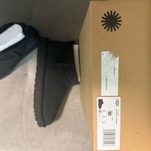 UGG Classic Ultra mini